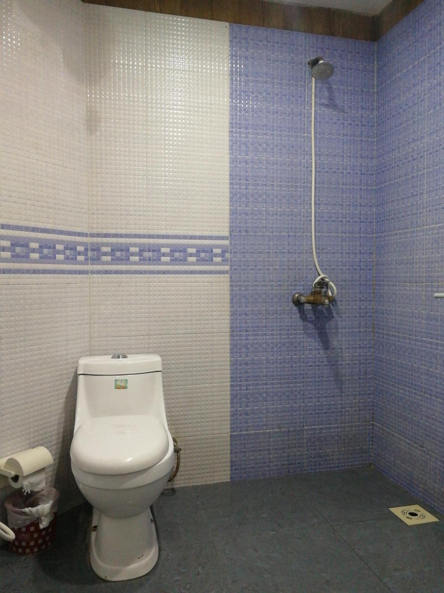 Quick Continental Hotel - Jail Road ลาฮอร์ ห้อง รูปภาพ