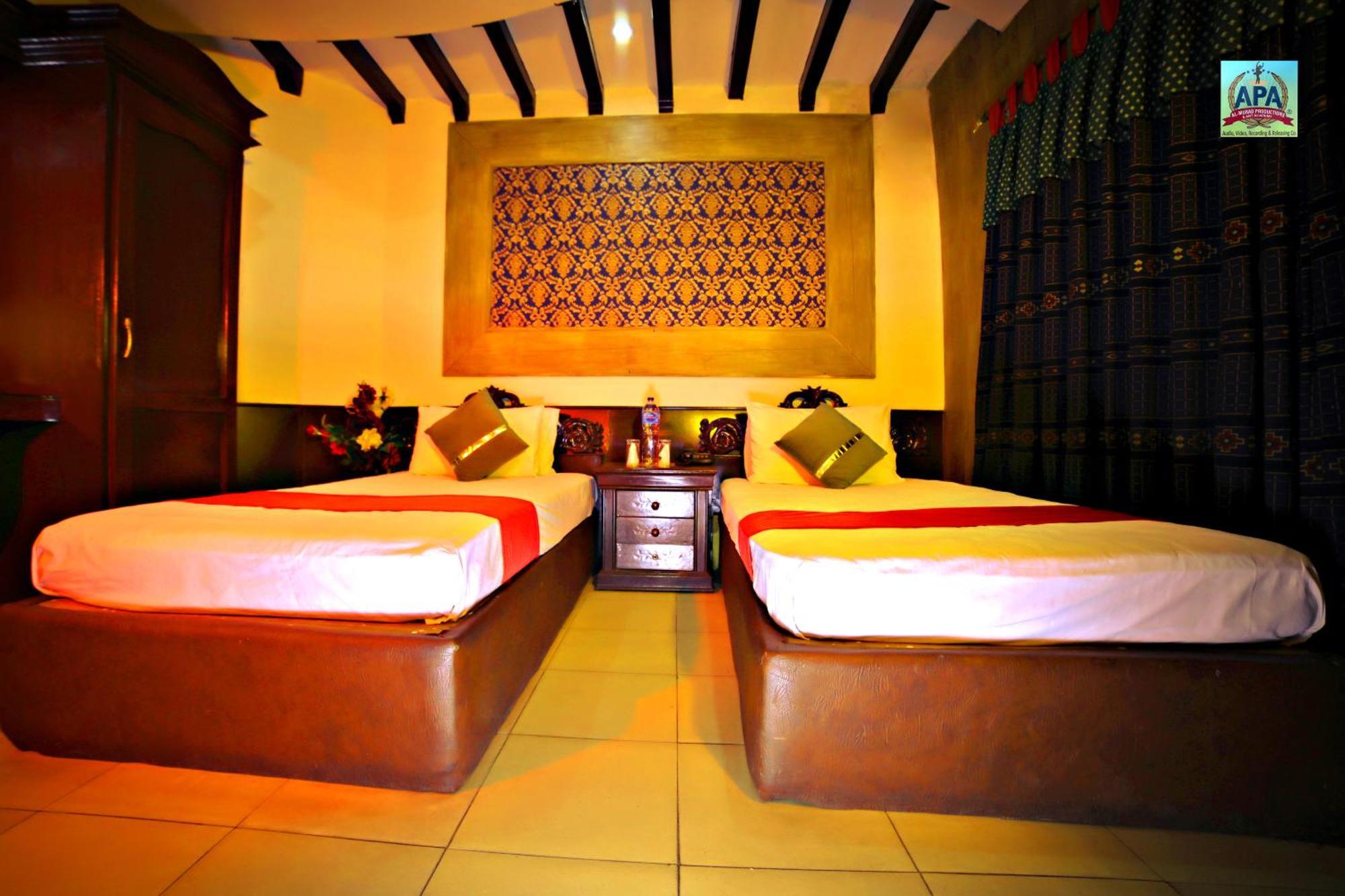 Quick Continental Hotel - Jail Road ลาฮอร์ ภายนอก รูปภาพ