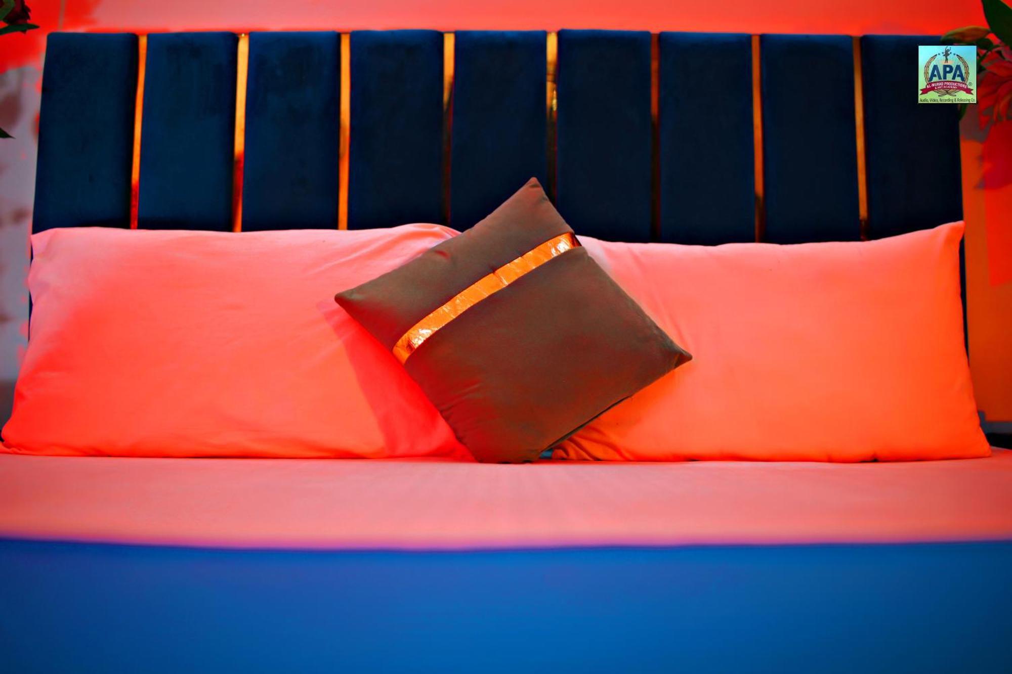 Quick Continental Hotel - Jail Road ลาฮอร์ ภายนอก รูปภาพ