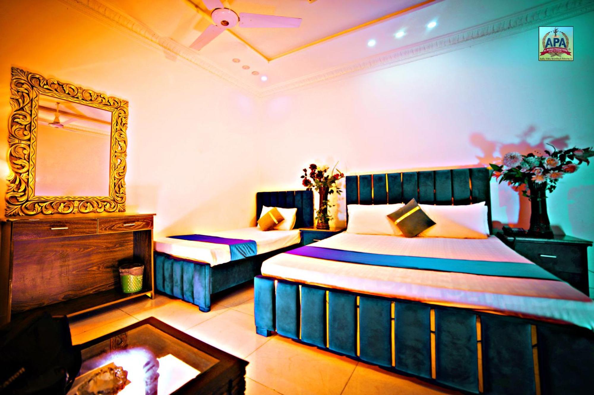 Quick Continental Hotel - Jail Road ลาฮอร์ ภายนอก รูปภาพ